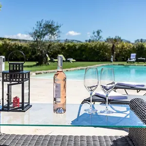 https://mas-saint-julien.fr-provencehotel.com